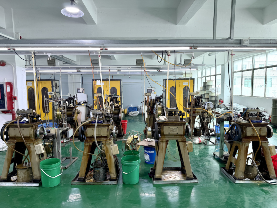 Dongguan Qixing Zipper Hardware Products Co., Ltd