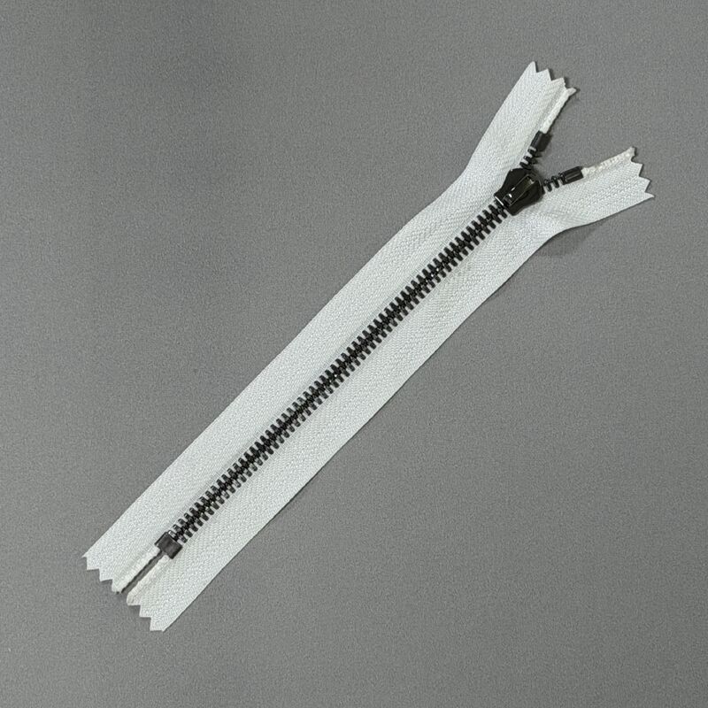 Versatile Trends #5 Corn Teeth Metal Zipper Gun Metal Premium Feel Industrial Luxe Style