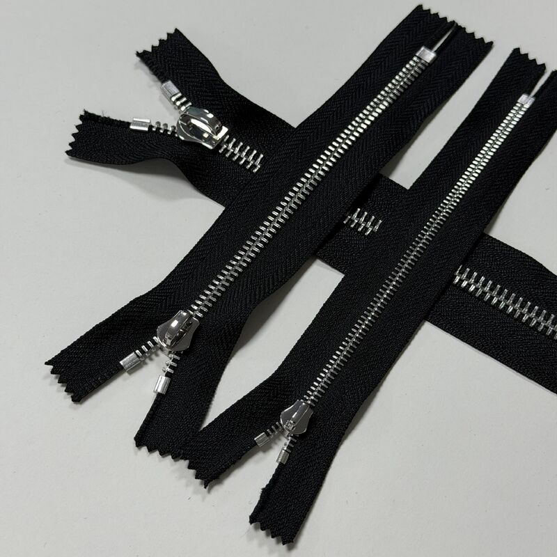 High Gloss Texture #5 Euro Teeth Metal Zipper Uniform Refined Luster Premium Finish