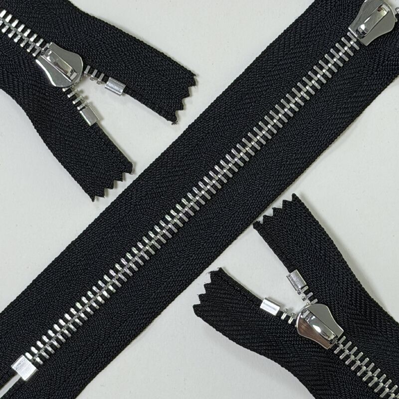 Sealed Oil Seal Process Euro Teeth Brass Zipper Tear Resistant #5 Fabric Strap Zipper