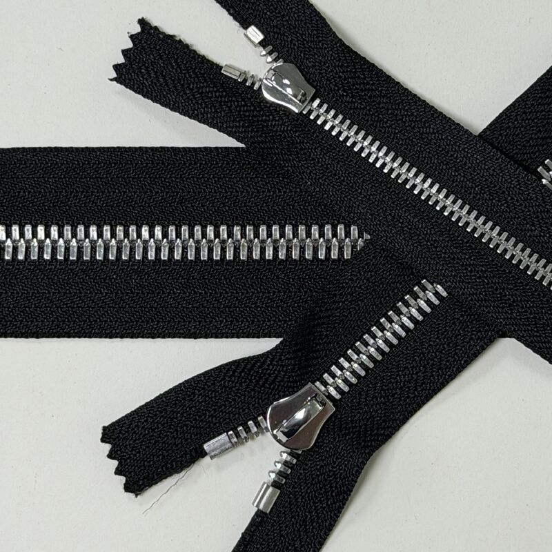 Oxidation Resistant Corn Teeth #3 Metal Zipper Excellent Salt Spray Resistance