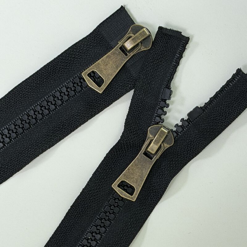 Strong Visual Coherence #8 Black Plastic Zip Rounded Without Sharp Corners